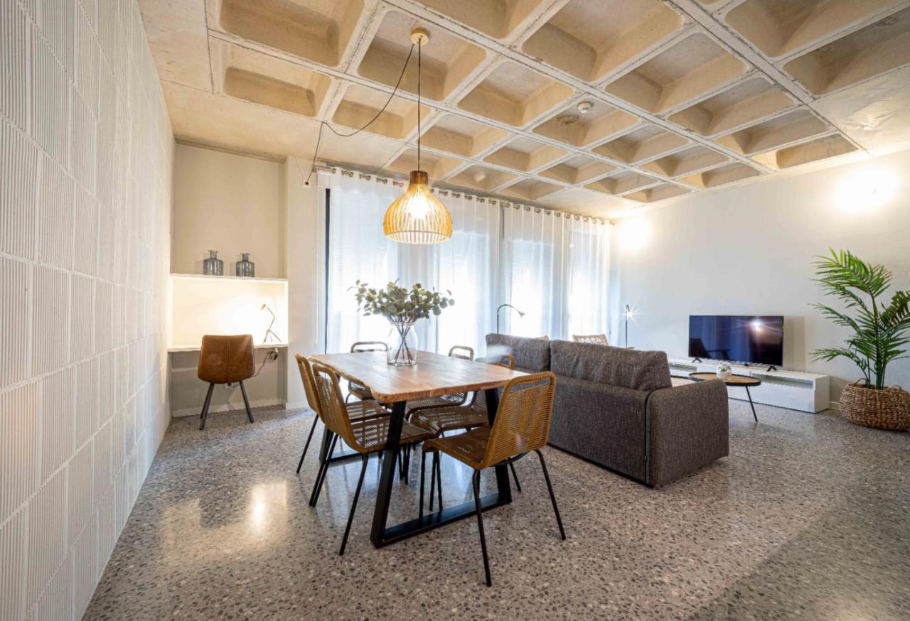 Barcelona Touch Apartments - Rosich L'Hospitalet de Llobregat Exterior foto